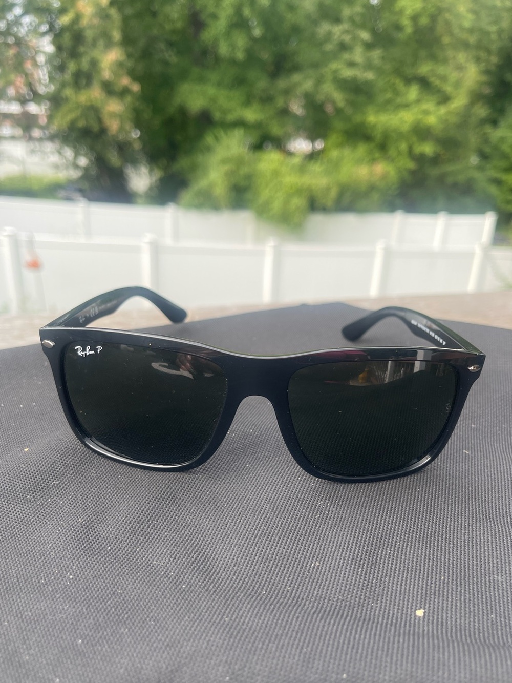 Ray-Ban Black Men’s Wayfarer Style Sunglasses